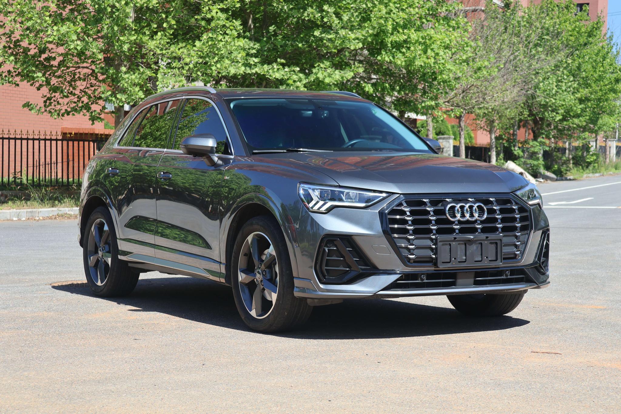 Audi Audi Q3