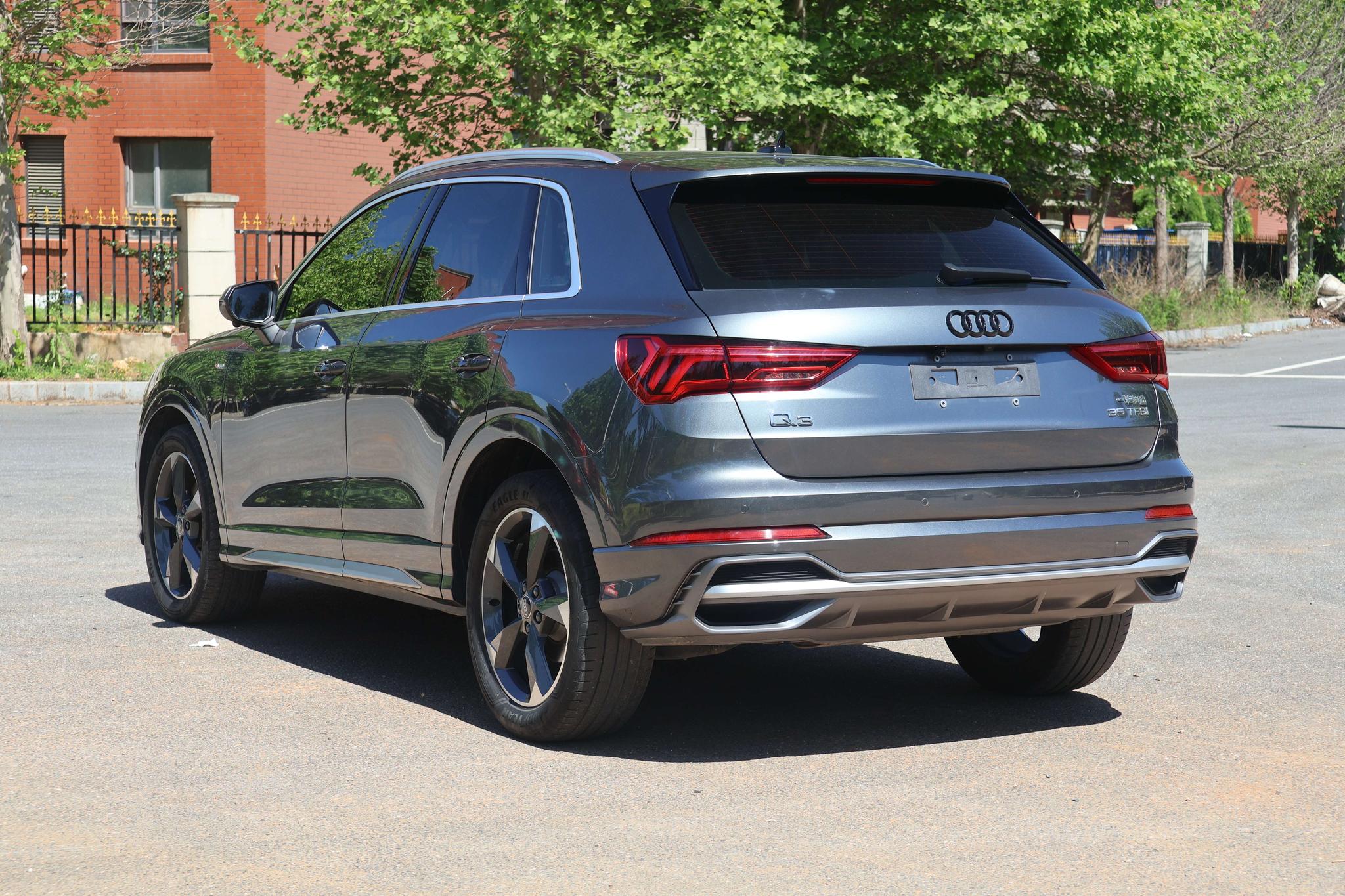 Audi Audi Q3