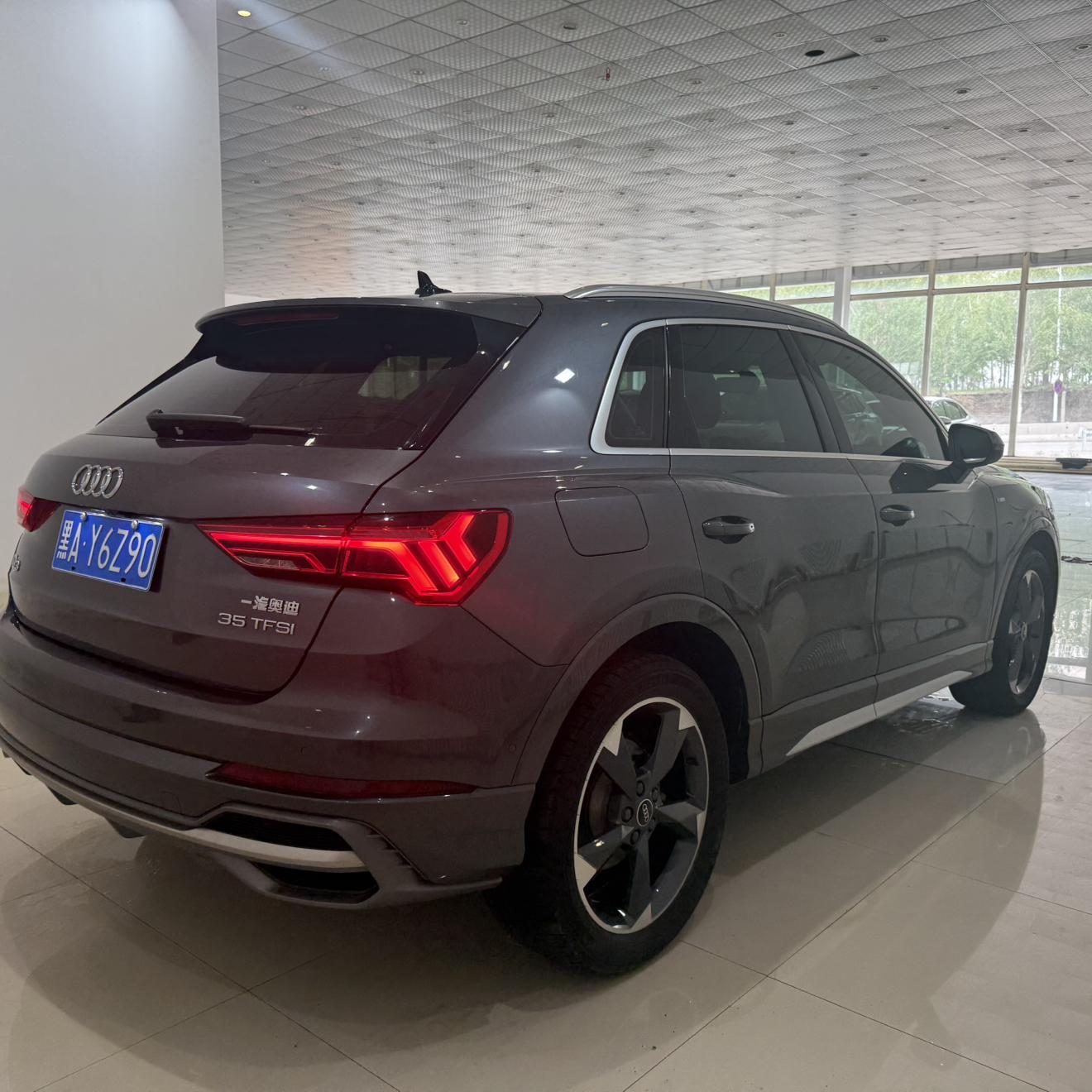 Audi Audi Q3