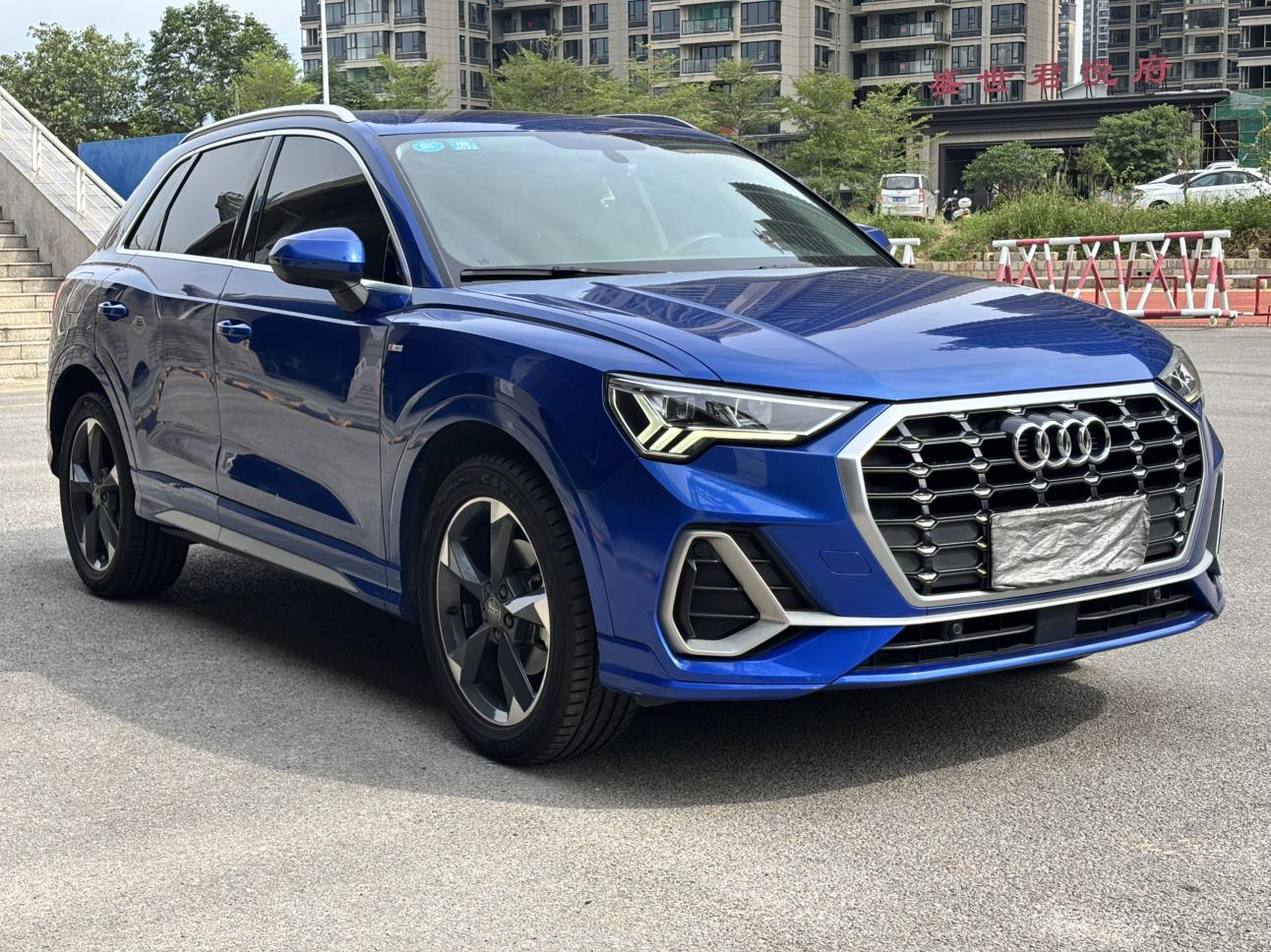 Audi Audi Q3