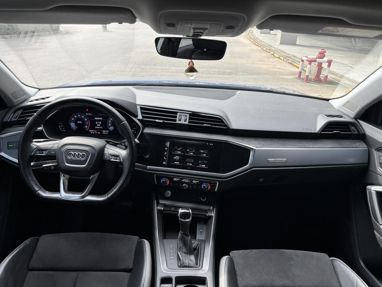 Audi Audi Q3