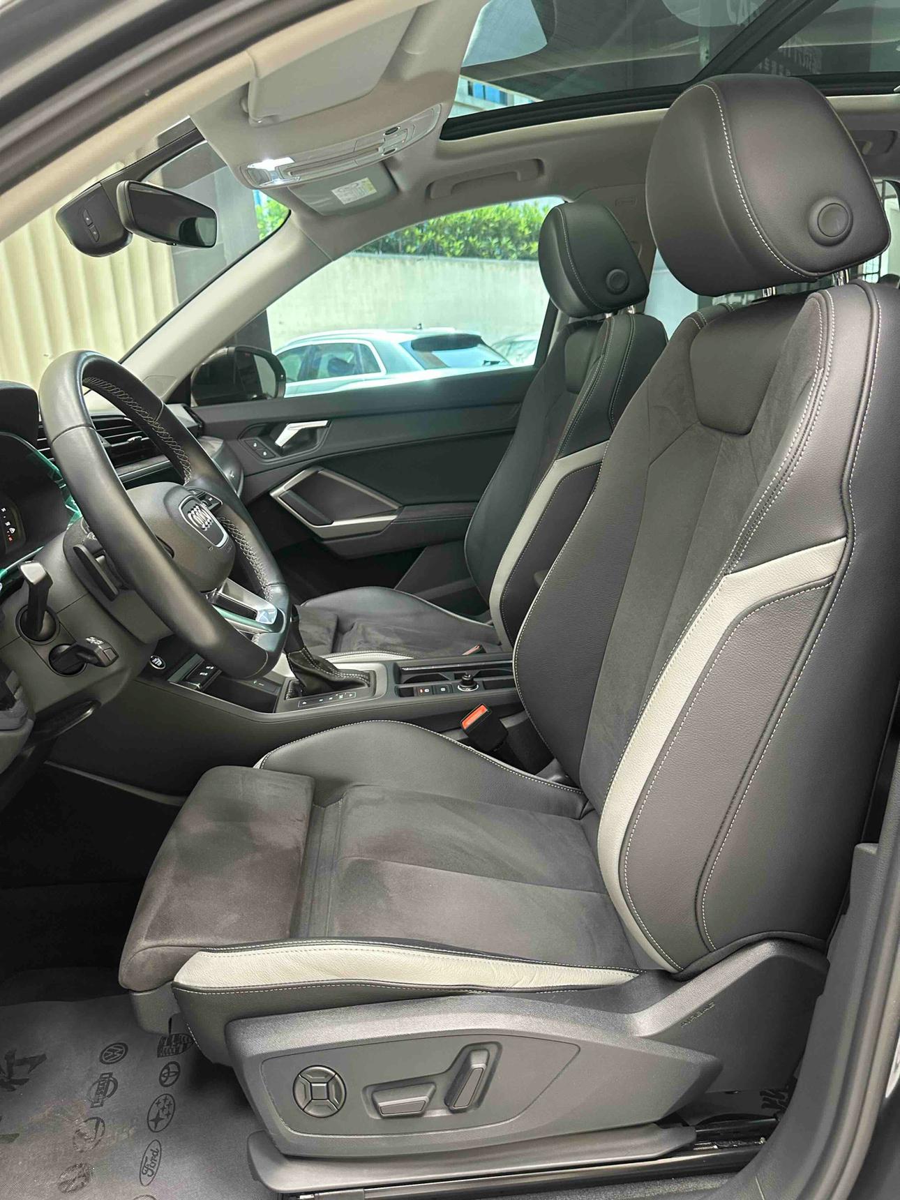 Audi Audi Q3