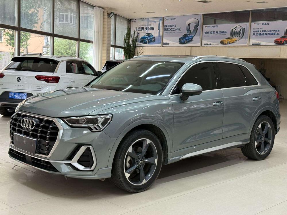 Audi Audi Q3