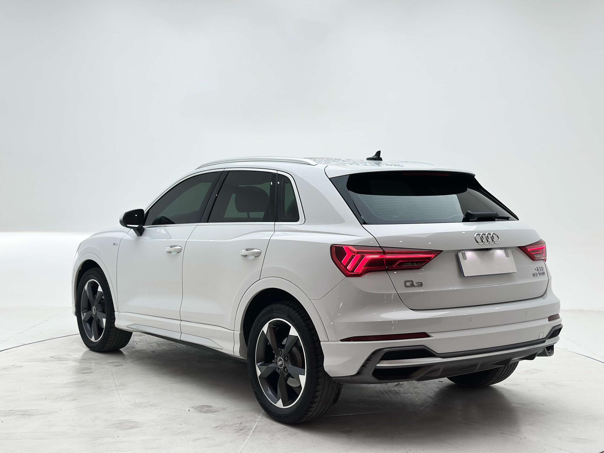 Audi Audi Q3