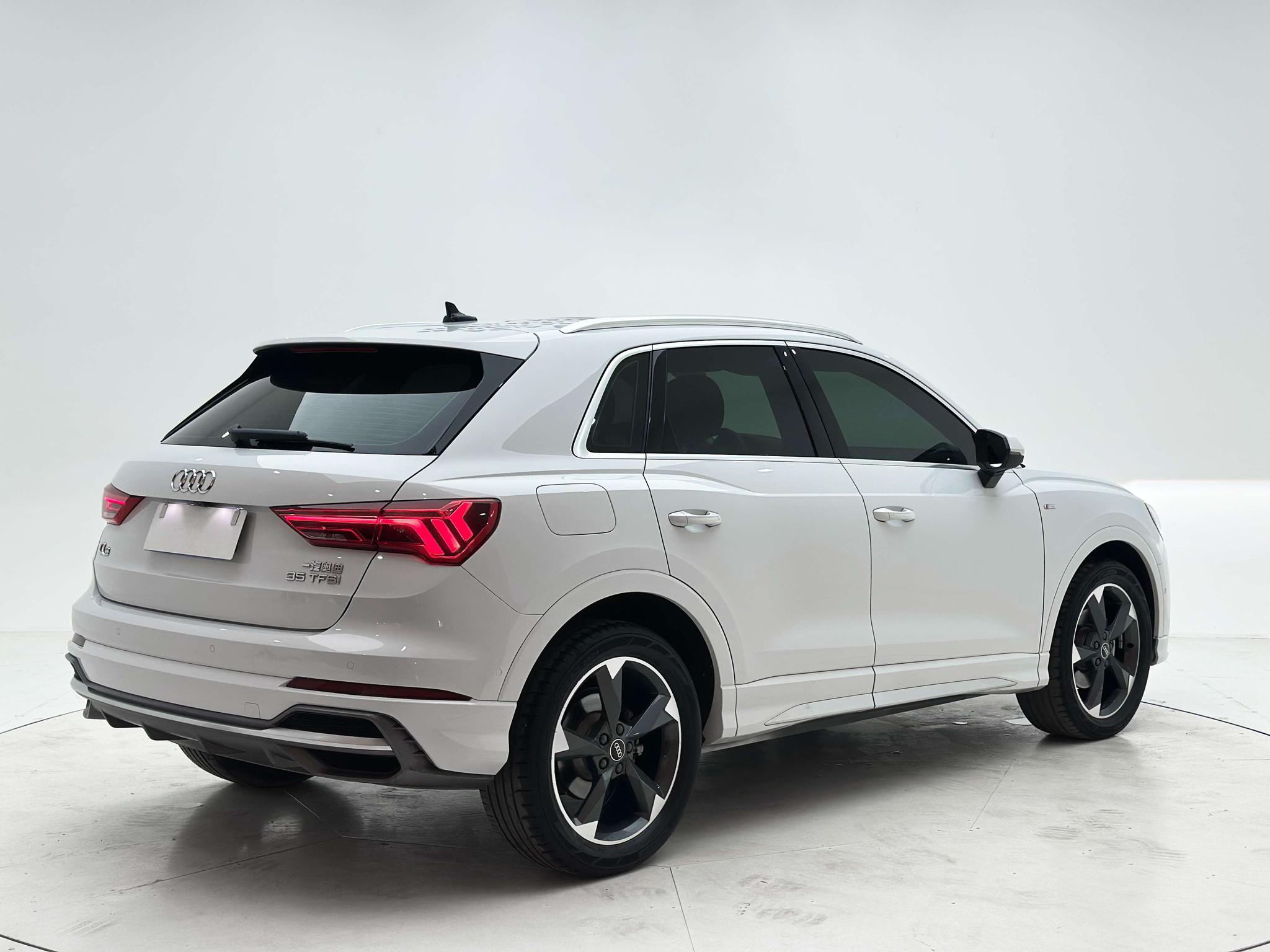 Audi Audi Q3