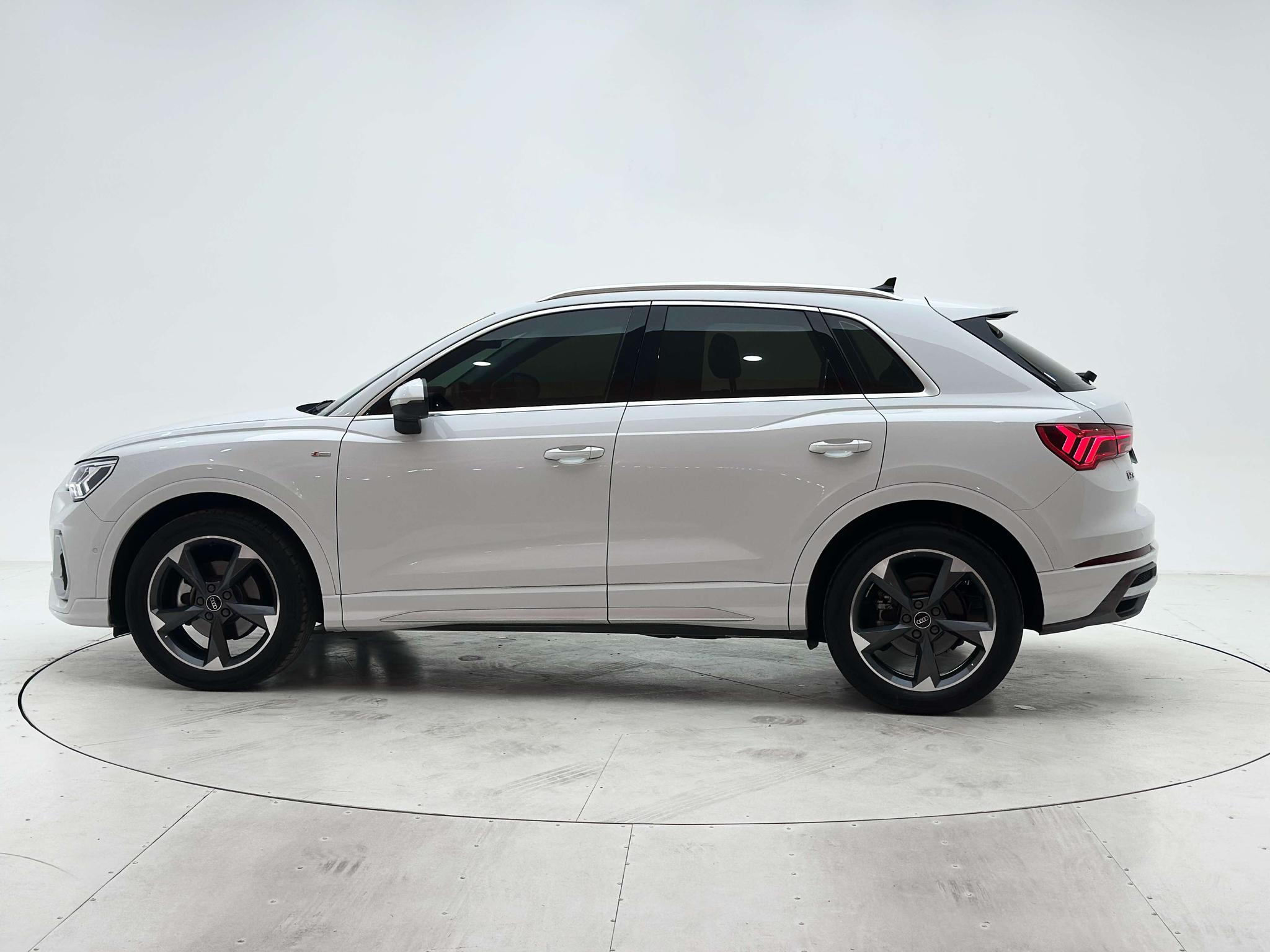 Audi Audi Q3