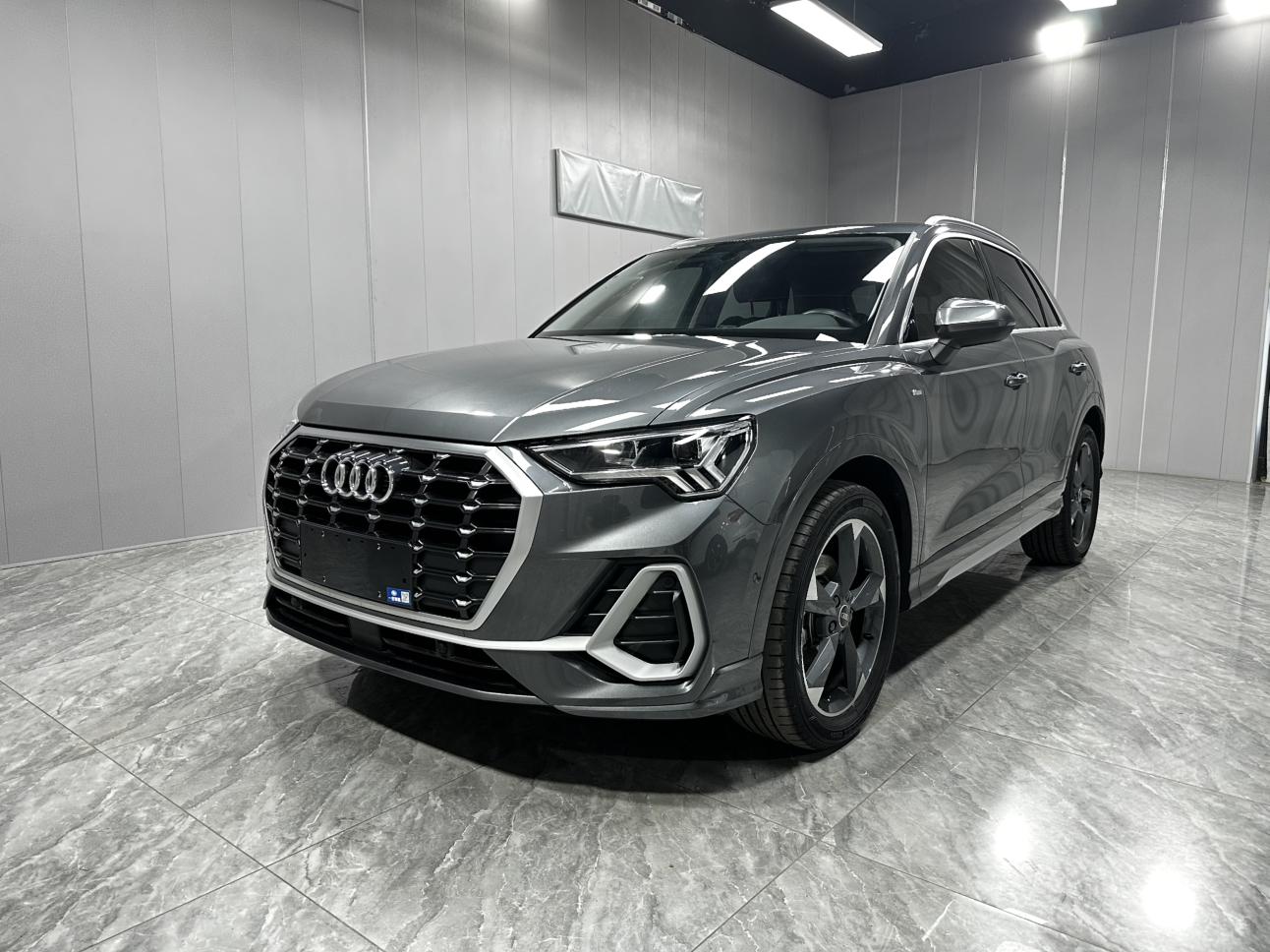 Audi Audi Q3