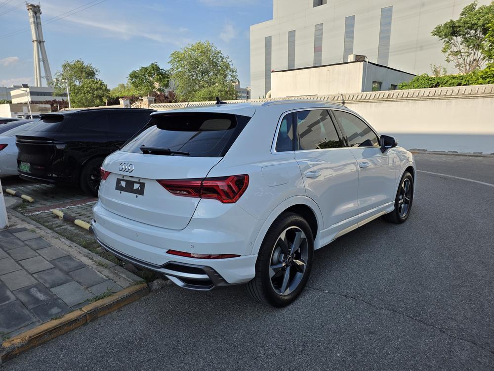 Audi Audi Q3
