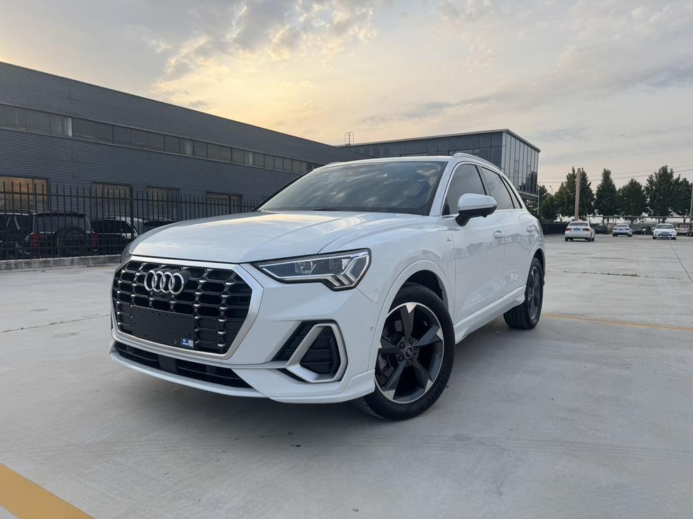 Audi Audi Q3