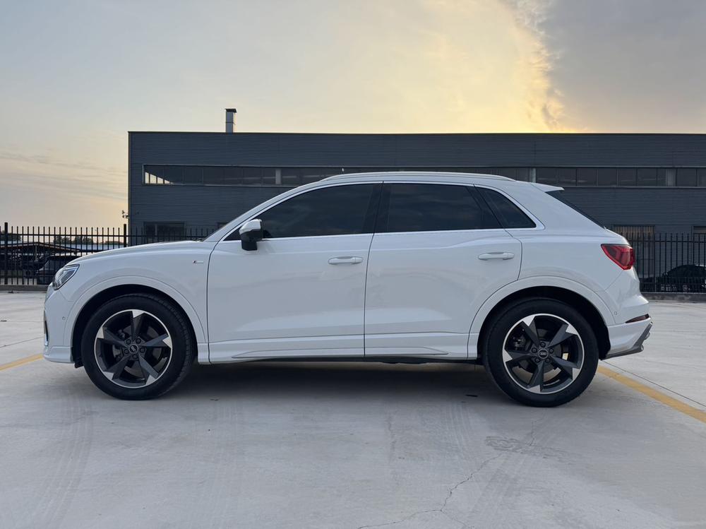Audi Audi Q3