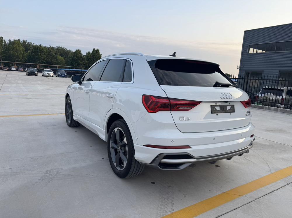 Audi Audi Q3