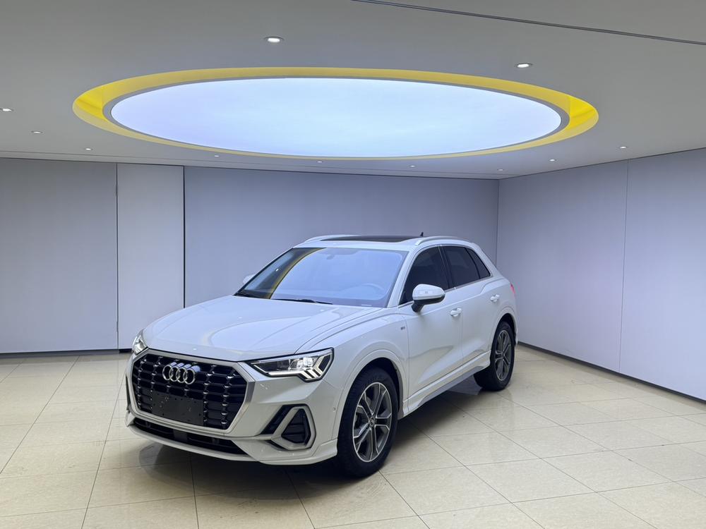 Audi Audi Q3