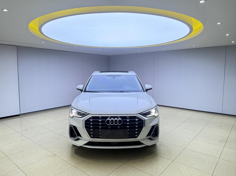 Audi Audi Q3