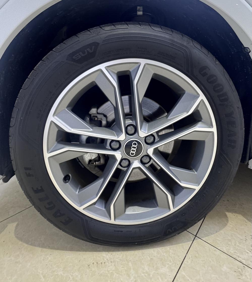 Audi Audi Q3