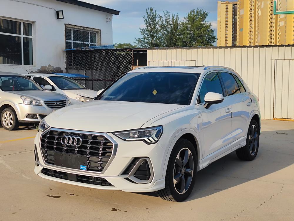 Audi Audi Q3