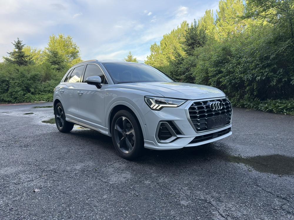 Audi Audi Q3