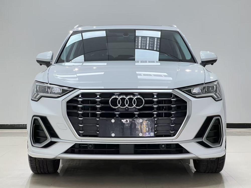 Audi Audi Q3