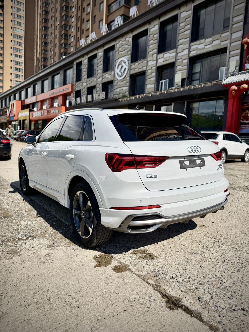 Audi Audi Q3
