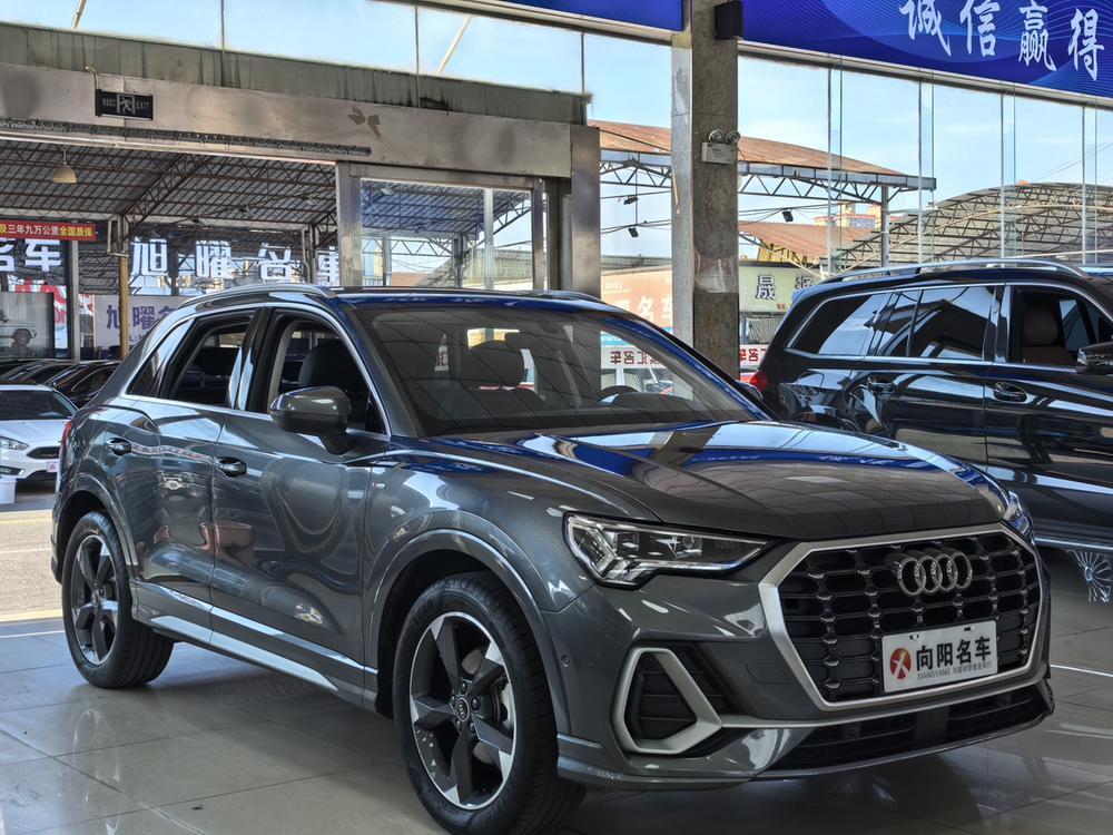 Audi Audi Q3