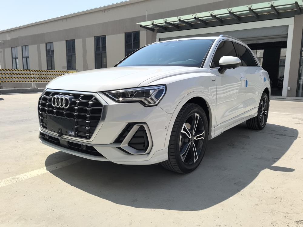 Audi Audi Q3