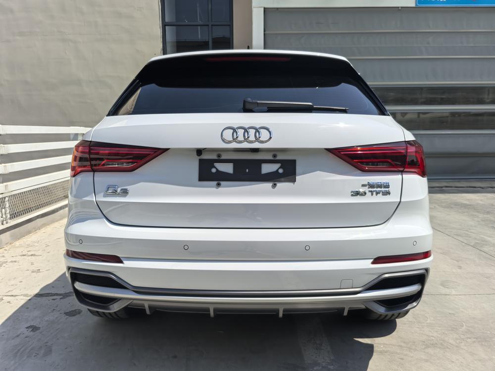 Audi Audi Q3