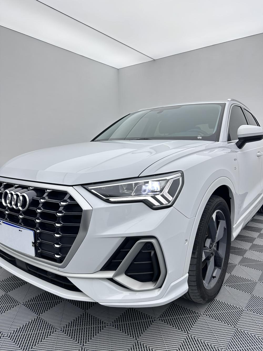 Audi Audi Q3