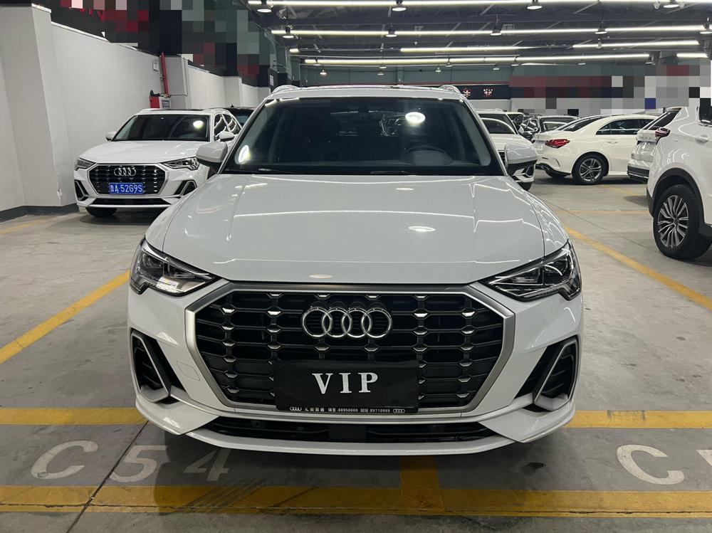 Audi Audi Q3