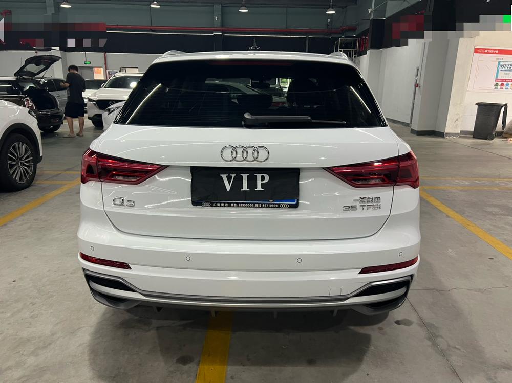 Audi Audi Q3