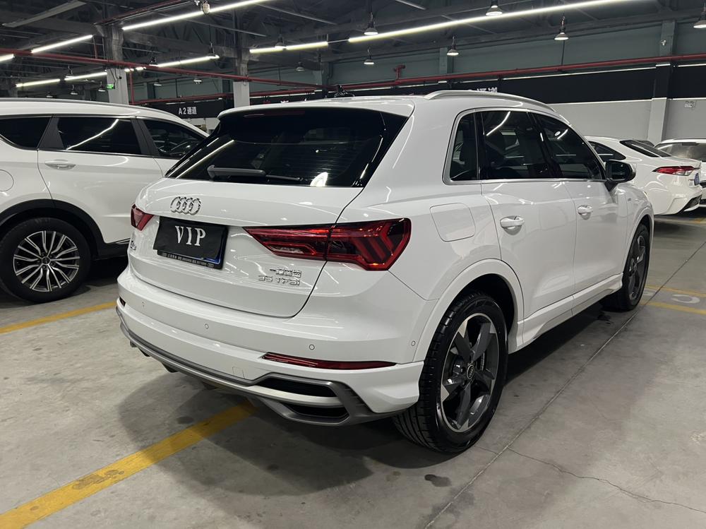 Audi Audi Q3