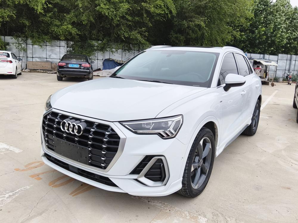 Audi Audi Q3