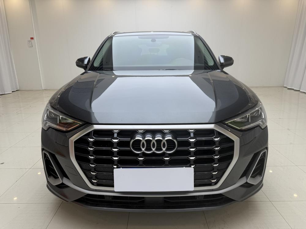 Audi Audi Q3