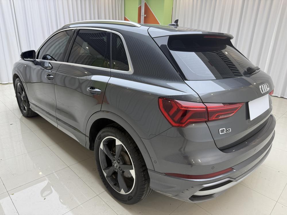 Audi Audi Q3