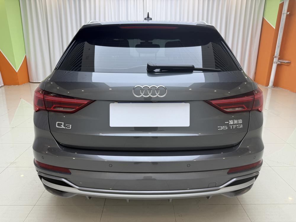 Audi Audi Q3