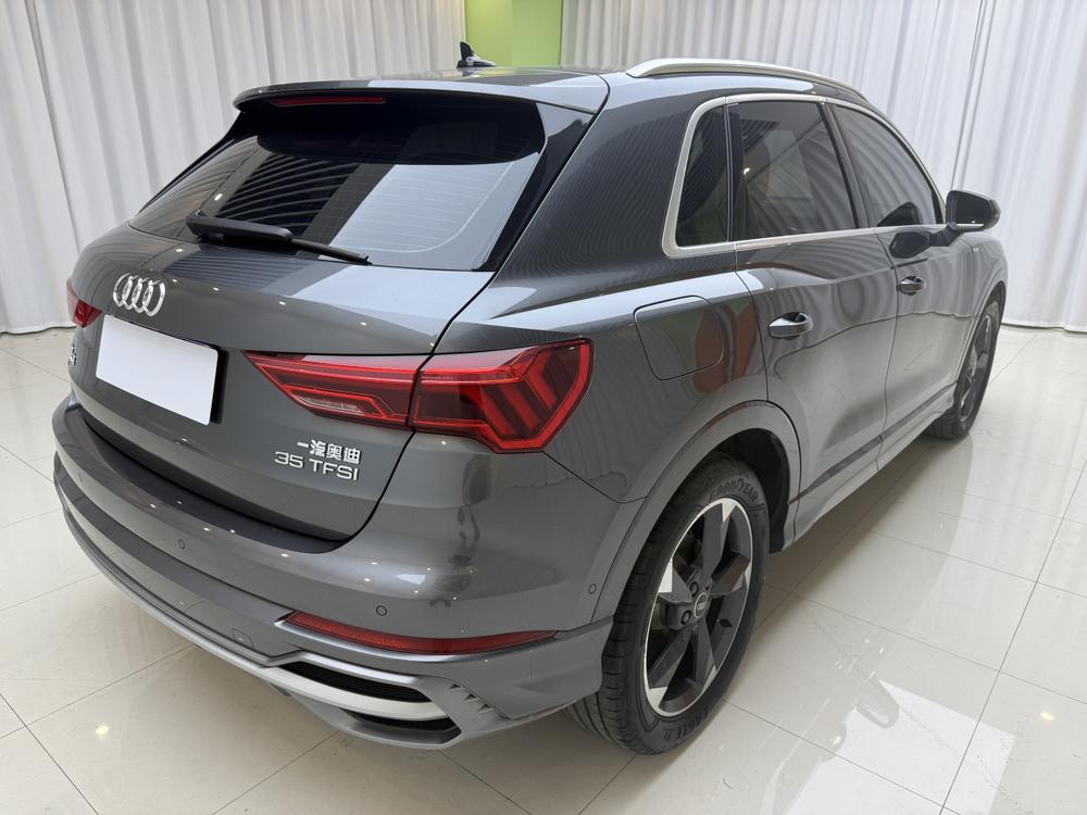 Audi Audi Q3