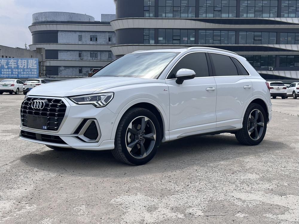 Audi Audi Q3