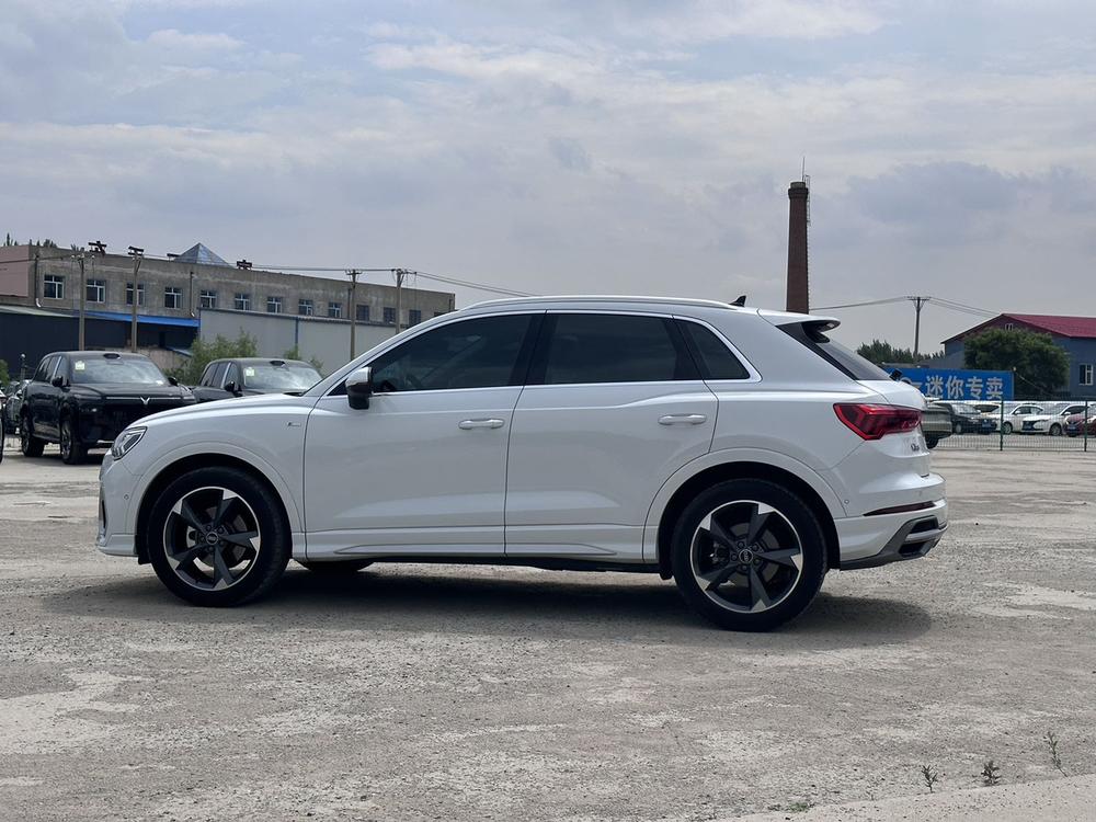 Audi Audi Q3