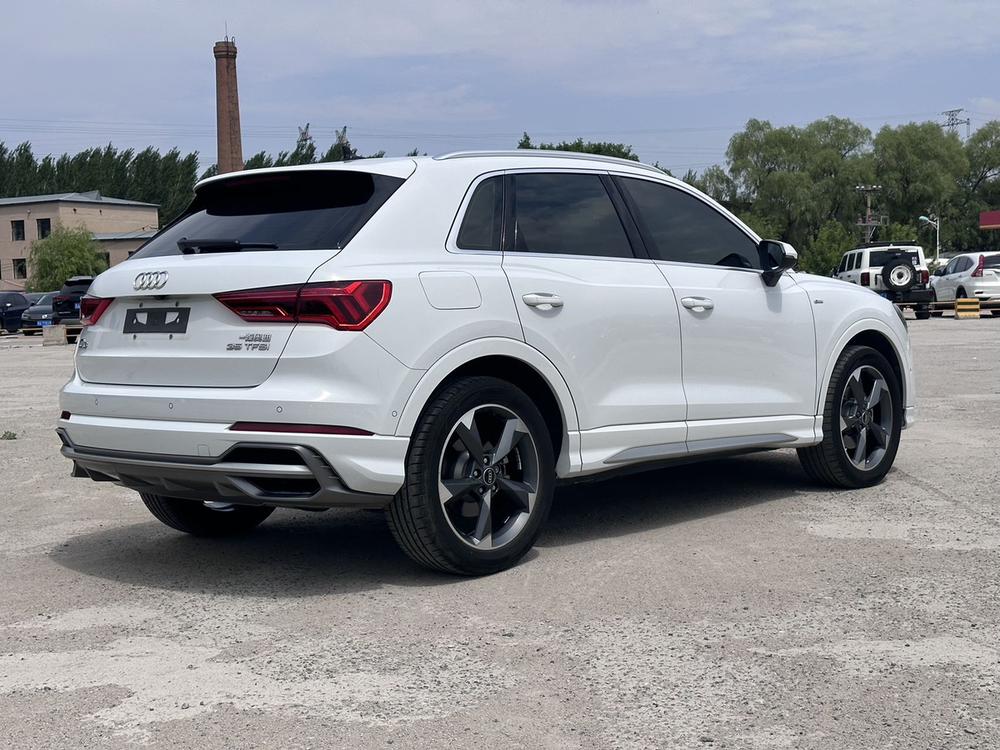 Audi Audi Q3