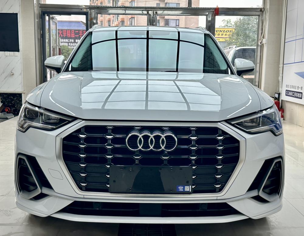 Audi Audi Q3
