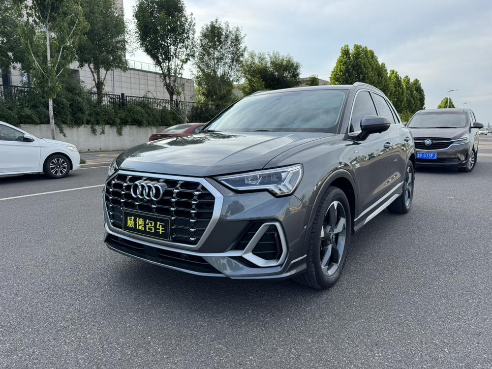 Audi Audi Q3