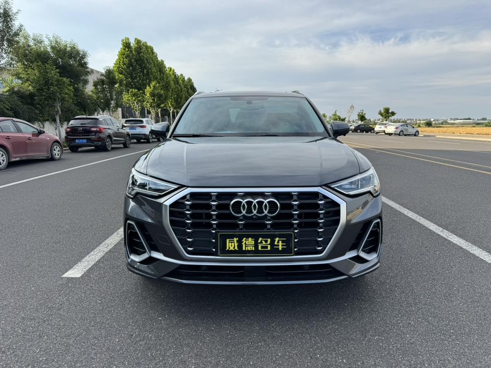 Audi Audi Q3