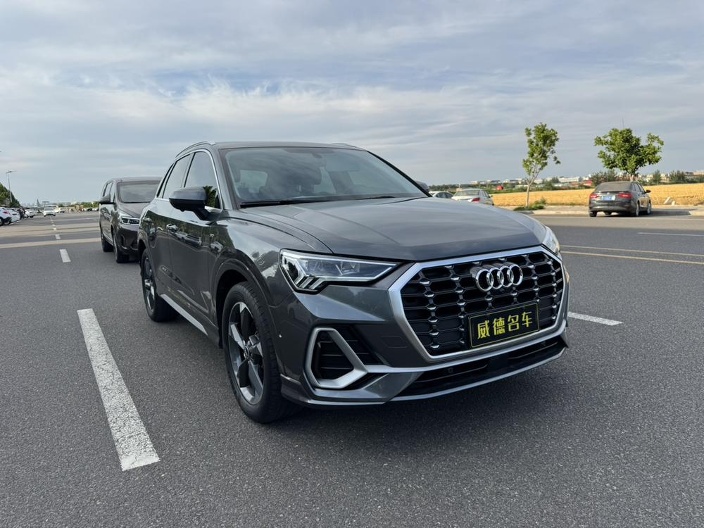 Audi Audi Q3