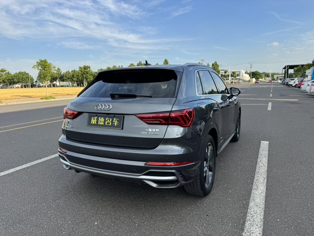 Audi Audi Q3