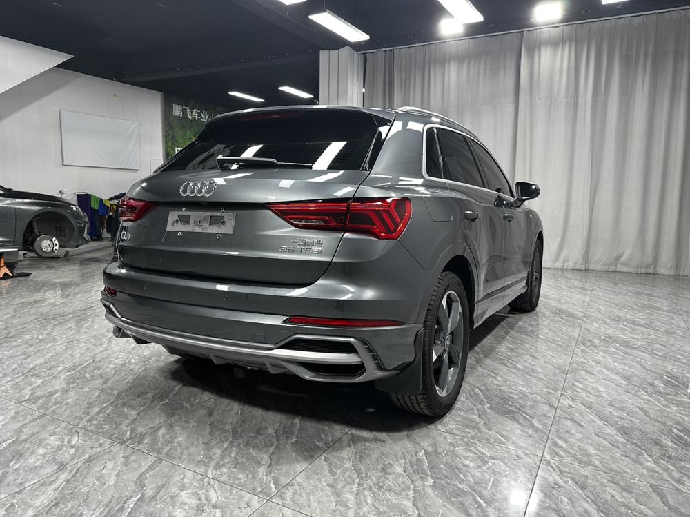 Audi Audi Q3