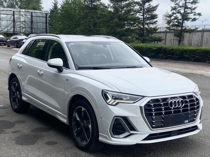 Audi Audi Q3