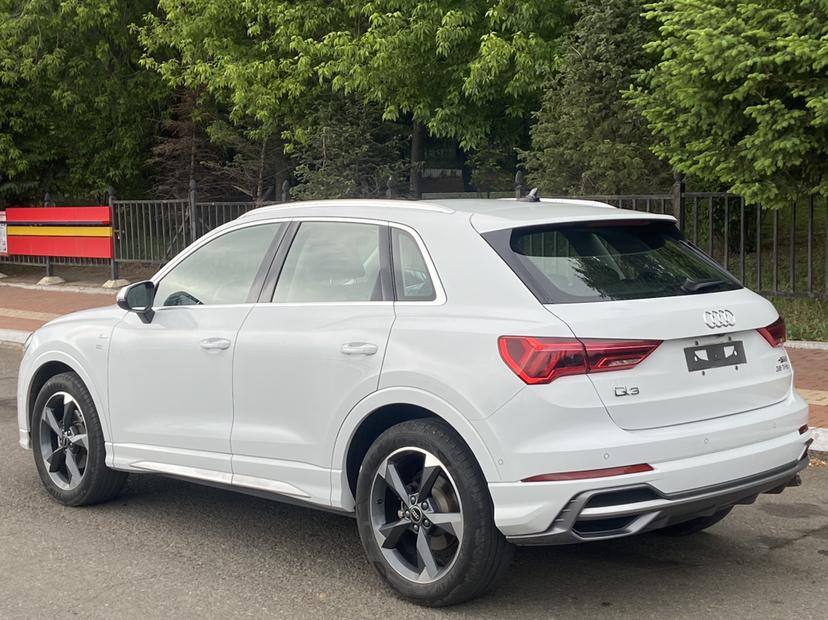 Audi Audi Q3