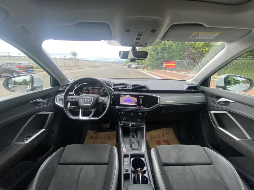 Audi Audi Q3