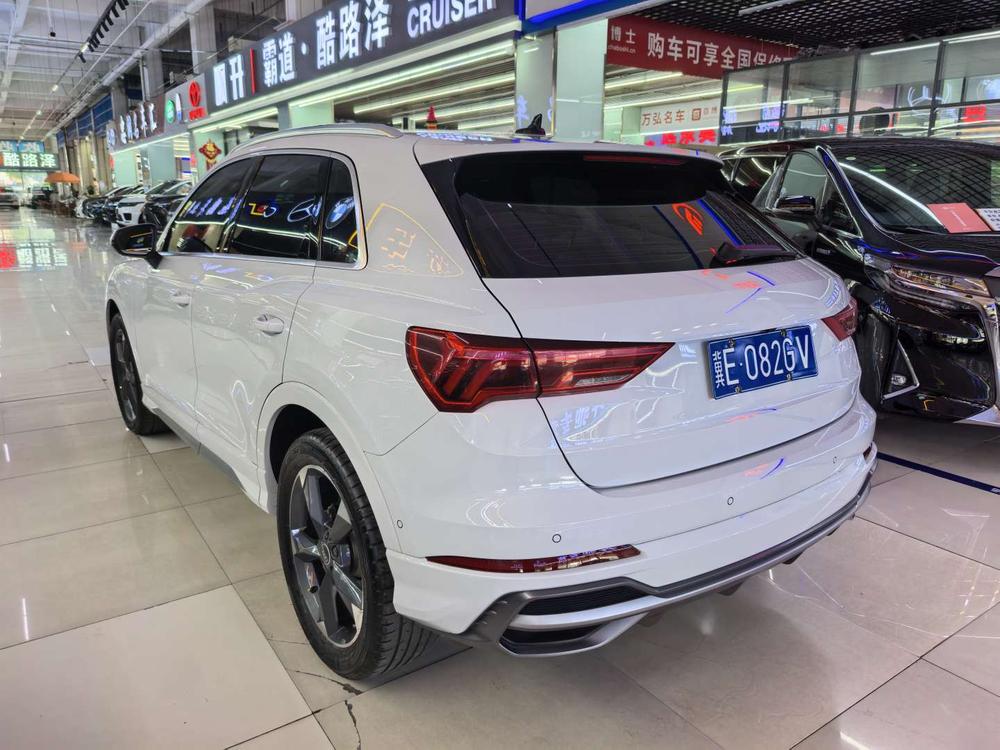 Audi Audi Q3