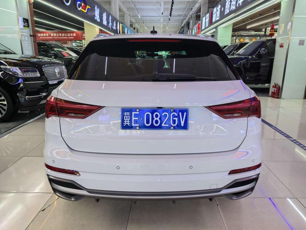 Audi Audi Q3