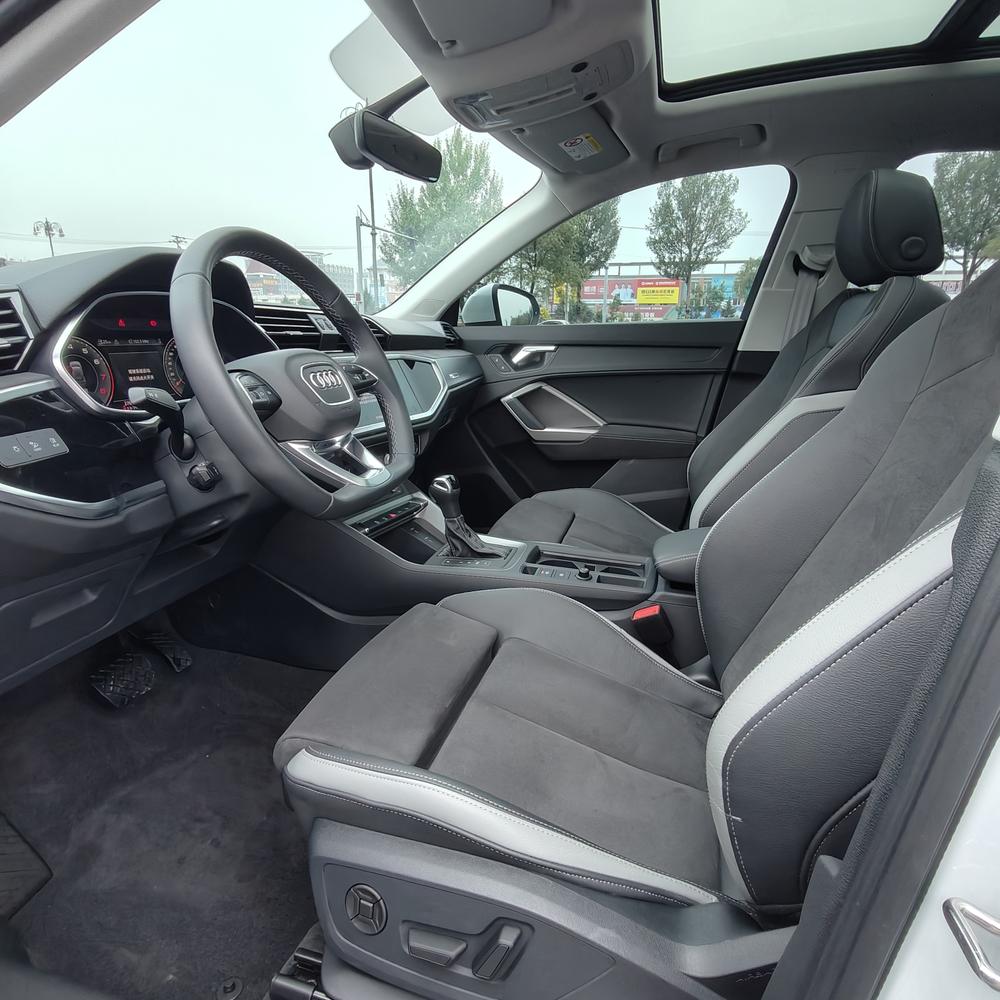 Audi Audi Q3