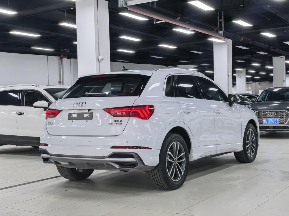 Audi Audi Q3